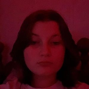 Meet your Posher, Nikkia